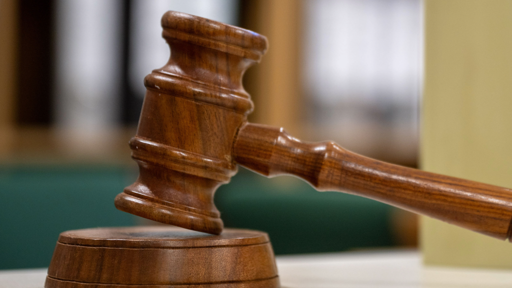 Judge sets bail at $200,000 for sex offender accused of posing as teen at Maple Grove school — WCCO / CBS Minnesota, Pasadena Schools news